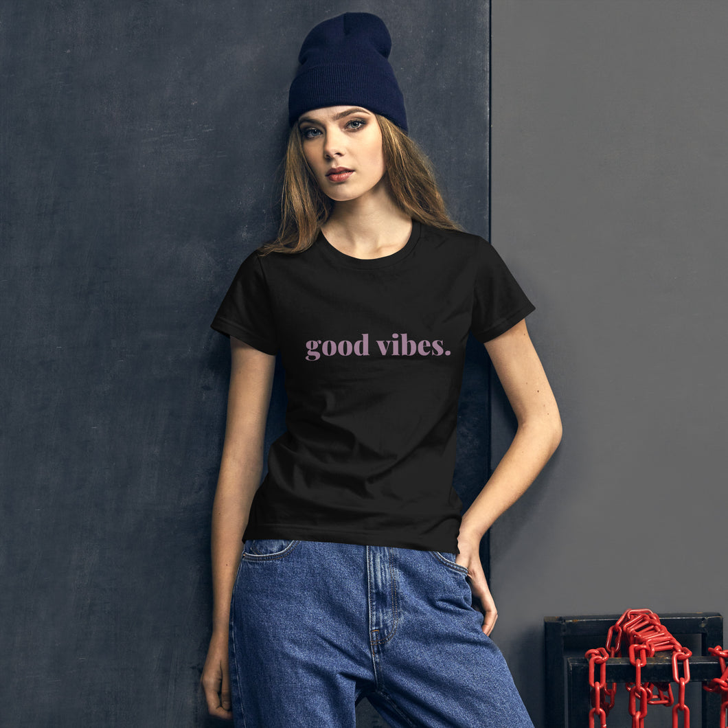 GOOD VIBES- T-shirt