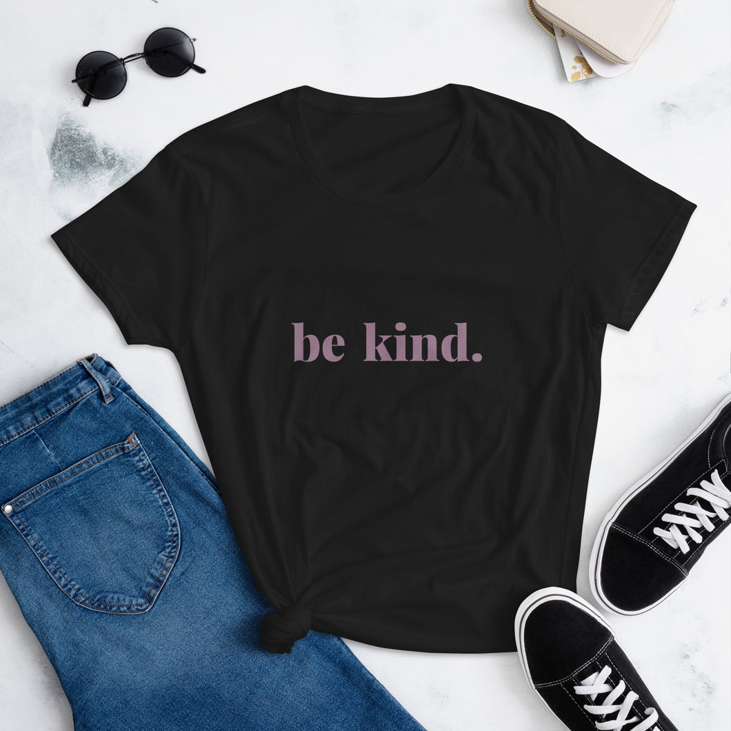 BE KIND- T-shirt